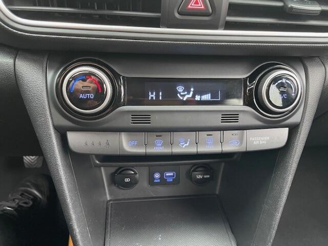 Hyundai Kona 1.0 T-GDI Comf Navigatie Trekhaak Airco ECC PDC Camera Multimedia