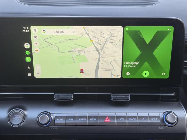 Hyundai Kona 1.6 GDI HEV Comfort Smart Automaat / Fabrieksgarantie tot 1-2030 / Stuur- & Stoel verwarming / Achteruitrijcamera / Apple Carplay Android Auto / Keyless Entry/Start / Adaptief cruise control / Draadloze telefoon lader / Climate control /