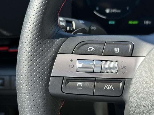 Hyundai Kona 1.6 GDI HEV N Line Sky / ¤3500,- Voordeel / Stoel verwarming/verkoeling / Schuif/Kantel dak / Parkeerassistent / 360 Camera / Dashcam / Elektrische achterklep / Bose Audio /