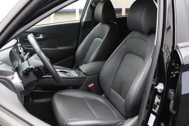Hyundai Kona EV Premium 64 kWh 204 PK, Leder, 4 x Stoelverwarming, Head-Up, Camera