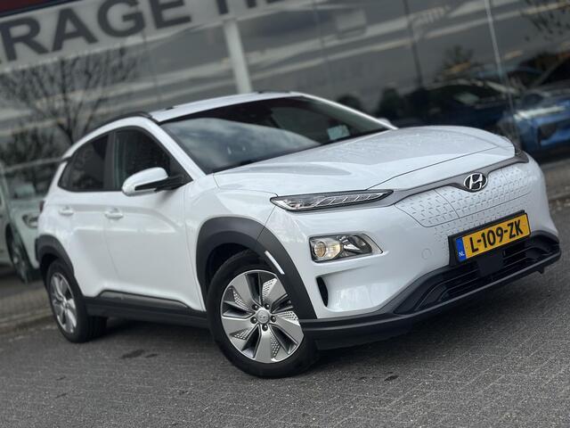 Hyundai Kona EV Fashion Sky 64 kWh | SOH: 96,4% | Dode Hoek Detectie | ACC | Pano | Camera |