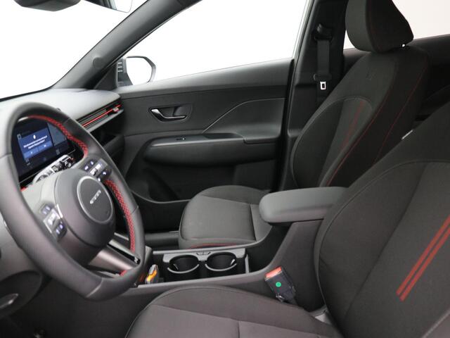 Hyundai Kona Electric N Line Business 64.8 kWh / ¤ 500 ,- Voordeel Op Nieuwprijs / Prijs is rijklaar / Adaptieve Cruise Control / Apple Carplay & Android Auto / Navigatie / Achteruitrijcamera / DAB / Climate Control /