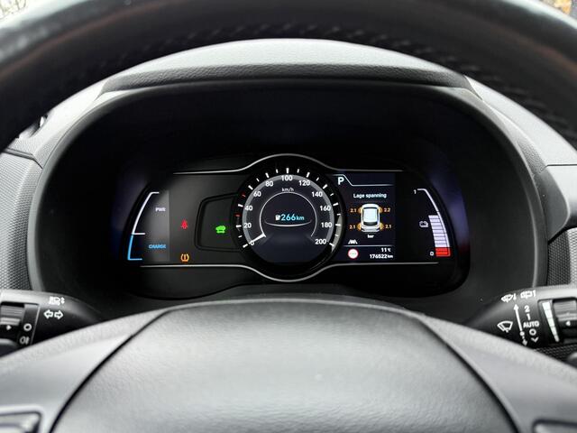 Hyundai Kona EV Premium 64 kWh | | Leder | HUD | Navi |