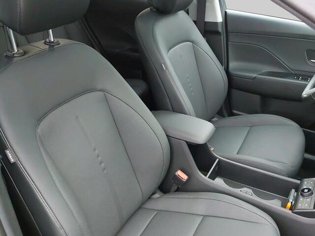 Hyundai Kona 1.6 GDI HEV Premium Sky VAN: ¤44.290 VOOR: ¤38.790