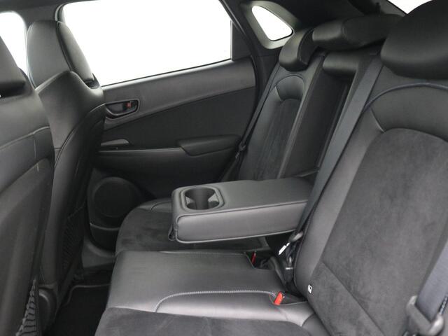 Hyundai Kona 2.0 T-GDI N Performance 280pk DCT8 / Cyber Grey / Fabrieksgarantie tot 04/2027 / Trekhaak / Schuifdak / Dealer Onderhouden / Limited Slip Diff / Adaptieve Cruise / Adaptieve Onderstel / Stoel & Stuurwielverwarming / Elektr. Stoelen / Stoelventilatie / Nav
