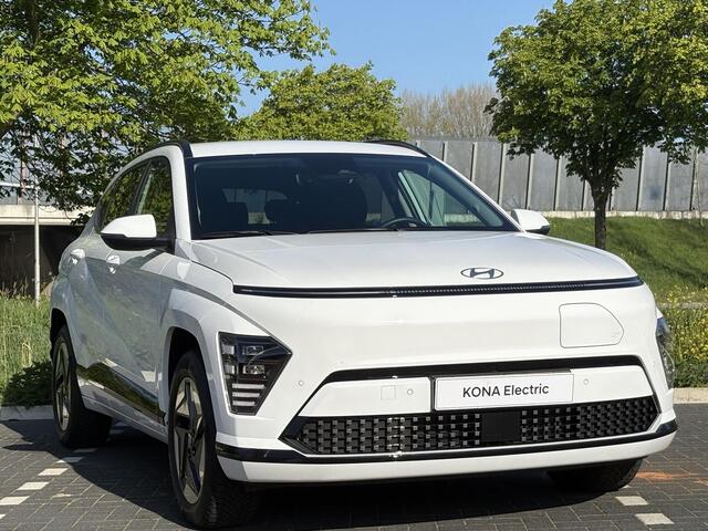 Hyundai Kona Electric Comfort Smart 48.4kWh 156pk | NAVIGATIE | STOEL + STUURVERWARMING | APPLE CARPLAY / ANDROID AUTO | CAMERA | ADAPTIVE CRUISE |