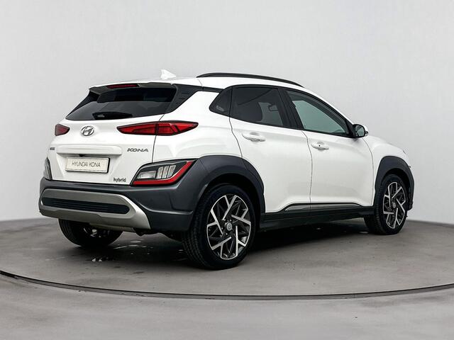 Hyundai Kona 1.6 GDI HEV FASHION DESIGN | OUTLETDEAL! | HYBRID | AUTOMAAT | NAVI | CLIMA | CAMERA | CRUISE ADAPTIEF | HUD | DODEHOEK DETECTIE | APPLE CARPLAY & ANDROID AUTO | 18'' LM VELGEN | FABRIEKSGARANTIE GELDIG T/M 5-2028! |