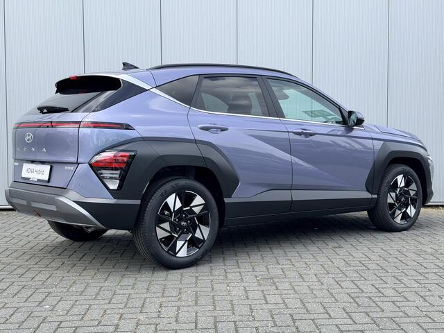 Hyundai Kona 1.6 GDI HEV Comfort Smart / 3000 Voordeel / Stoel- & Stuurverwarming / Achteruitrijcamera / Navigatie / Climate Control / Adaptive Cruise Control / Parkeersensoren Voor + Achter / Digitaal Display / LED Verlichting /