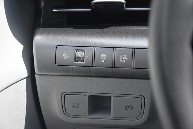 Hyundai Kona 1.6 GDI HEV Premium Sky