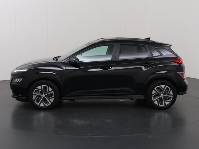 Hyundai Kona EV Premium Sky 64 kWh | Panoramadak | Lederen Bekleding | Stoelventilatie | Krell | Stoel/Stuurwielverwarming |