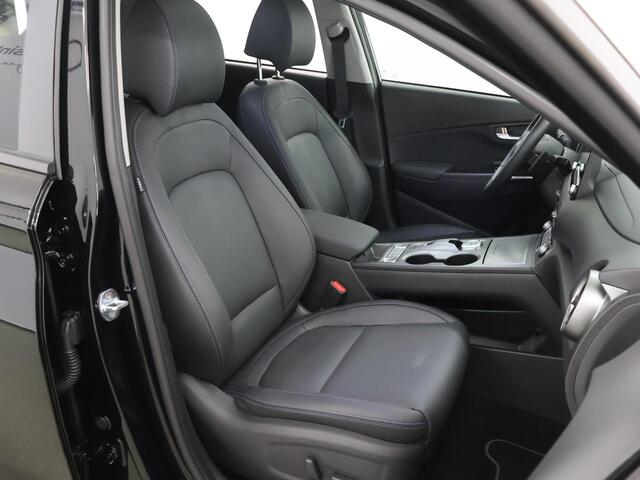 Hyundai Kona EV Premium Sky 64 kWh | Panoramadak | Lederen Bekleding | Stoelventilatie | Krell | Stoel/Stuurwielverwarming |