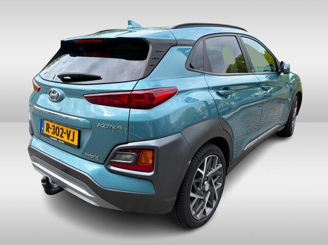 Hyundai Kona 1.6 GDI HEV Fashion Sky / Trekhaak / Camera / Head-up / KRELL Audio / Half Leder / 18'' / CarPay / Dodehoek / DAB / Cruise Control