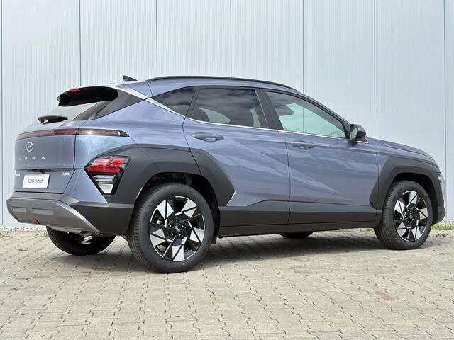 Hyundai Kona 1.6 GDI HEV Premium / ¤4500,- Voordeel / Uit Voorraad Leverbaar / Navigatie / 18" LMV / Adaptieve Cruise Control / Parkeersensoren voor en achter / Stoelverkoeling / Stuurverwarming /