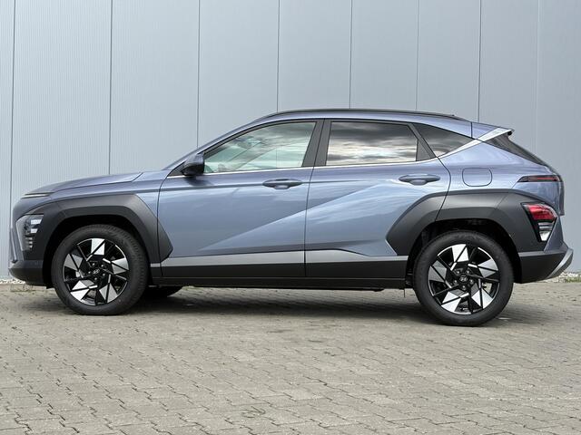 Hyundai Kona 1.6 GDI HEV Premium / ¤4500,- Voordeel / Uit Voorraad Leverbaar / Navigatie / 18" LMV / Adaptieve Cruise Control / Parkeersensoren voor en achter / Stoelverkoeling / Stuurverwarming /