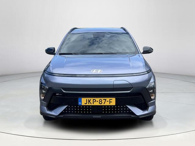 Hyundai Kona Electric N Line Business 64.8 kWh | Uit voorraad leverbaar! | Adaptieve Cruise Control | Parkeersensoren voor en achter | Dodehoekdetectie | Navigatie | Stoel / Stuurverwarming | Keyless entry en start| Uit Voorraad Leverbaar |