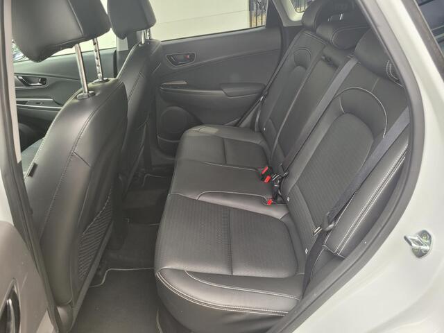 Hyundai Kona 1.6 GDI HEV Premium | Dealer Onderhouden | Full Options | Hoge Zit | Trekhaak