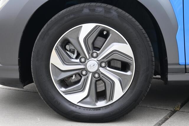 Hyundai Kona 1.6 GDI HEV Fashion | AUTOMAAT | TREKHAAK | HEAD-UP DISPLAY | CAMERA | NAVI | CRUISE CONTROL | CLIMATE CONTROL | APPLECARPLAY/ANDROIDAUTO | PDC | LMV