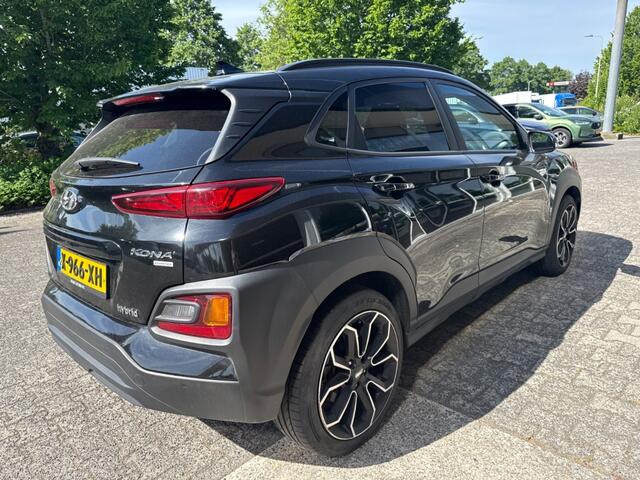 Hyundai Kona 1.6 GDI HEV Comf Sm