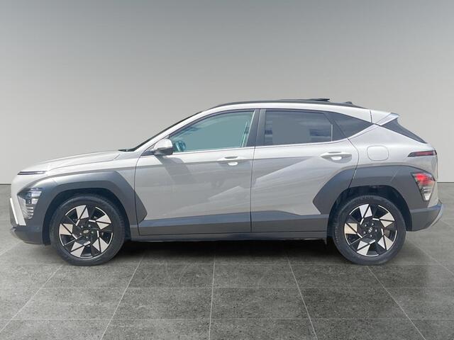 Hyundai Kona 1.6 GDI 140pk HEV Premium Sky | SCHUIF/KANTELDAK | FULL LED | PREMIUM LEDER | ADAPTIVE CRUISE | 360° CAMERA | STOELVERW. + KOELING | FABRIEKS.GAR. 4-2030 |