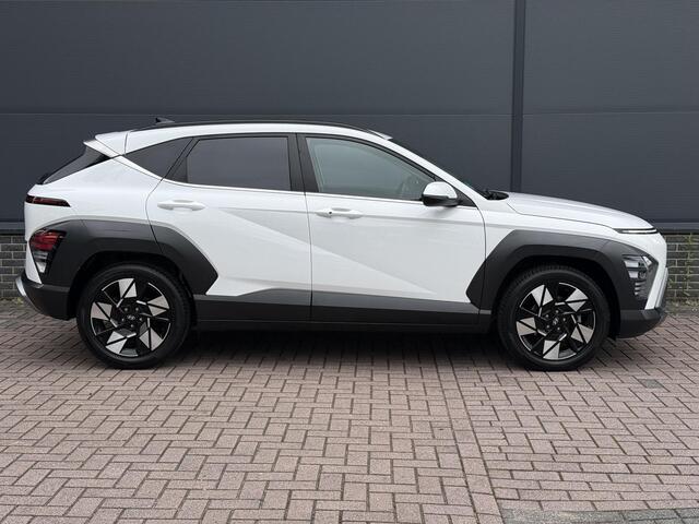 Hyundai Kona 1.6 GDI HEV Comfort Smart / Dealer Onderhouden / Trekhaak / 1300KG Trekgewicht / Navigatie / Keyless / Achteruitrij Camera /
