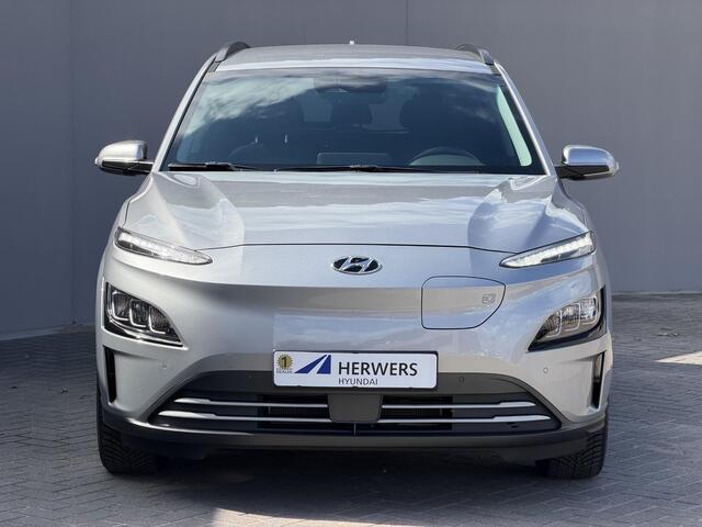 Hyundai Kona EV Comfort 39 kWh / Accu SOH 91% / Warmtepomp / Navigatie / Adaptieve Cruise / CCS Laden / Dodehoek Detectie / Camera / PDC / Krell Audio / Apple Carplay & Android Auto /