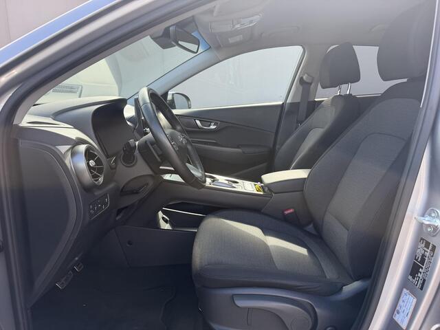 Hyundai Kona EV Comfort 39 kWh / Accu SOH 91% / Warmtepomp / Navigatie / Adaptieve Cruise / CCS Laden / Dodehoek Detectie / Camera / PDC / Krell Audio / Apple Carplay & Android Auto /