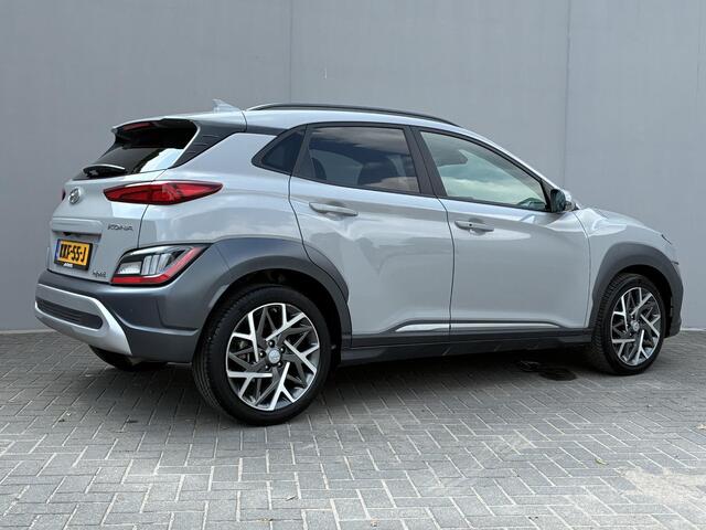 Hyundai Kona 1.6 GDI HEV Fashion / Fabrieksgarantie t/m 03-2027 / Volledig Onderhouden / Navigatie / Apple Carplay/Android Auto / Achteruitrijcamera / KRELL Audio /