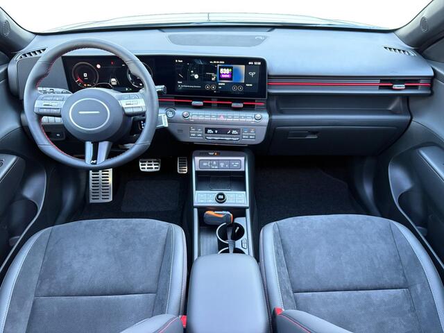 Hyundai Kona N Line Sky 1.6 GDI HEV 137pk | SCHUIF/KANTELDAK | STOEL + STUURVERW. | ADAPTIVE CRUISE | 360° CAMERA | ELEK. ACHTERKLEP |