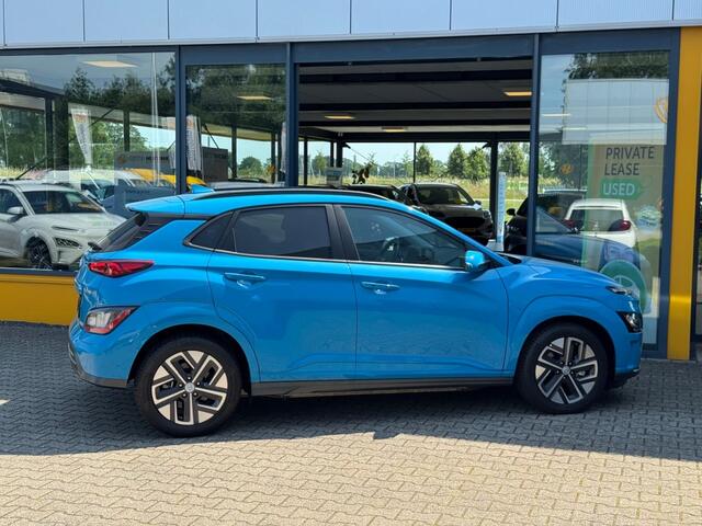 Hyundai Kona EV 64kWh Premium - Navi - camera - stoel/stuur verw. - head up