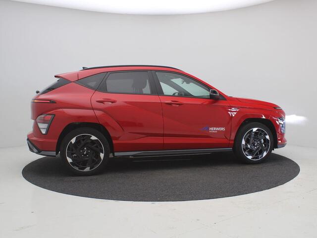 Hyundai Kona Electric N Line Business 64.8 kWh / Navigatie / Cruise Control Adaptief / Airco Automatisch / 18" LMV / Warmtepomp / 3-Fase /