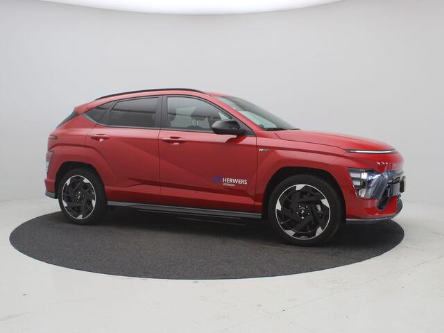 Hyundai Kona Electric N Line Business 64.8 kWh / Navigatie / Cruise Control Adaptief / Airco Automatisch / 18" LMV / Warmtepomp / 3-Fase /