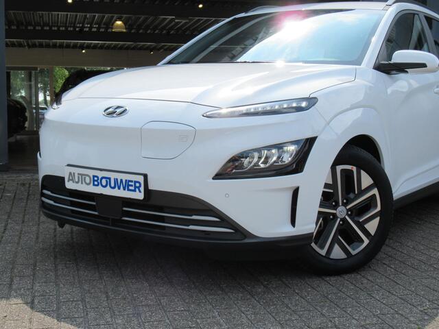 Hyundai Kona EV Premium 64 kWh 3 fase | Warmtepomp | DEC -2022 1e eigen | dealer onderh | full option!