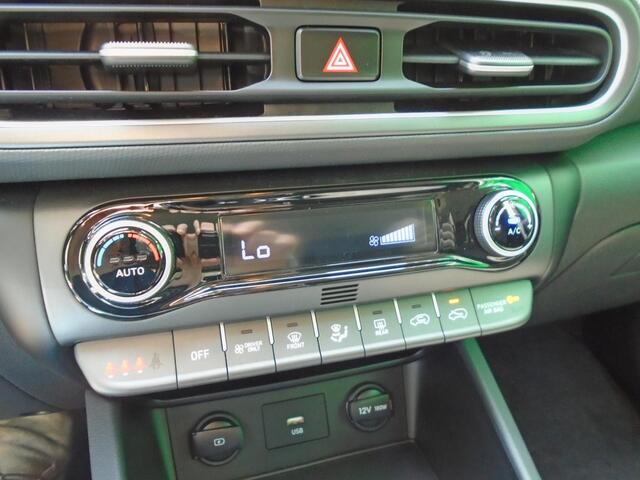 Hyundai Kona 1.6 GDI HEV Fashion Design Sky