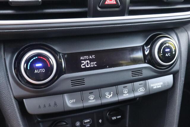Hyundai Kona 1.0T Premium | Camera | Trekhaak | Cruise control | Climate control
