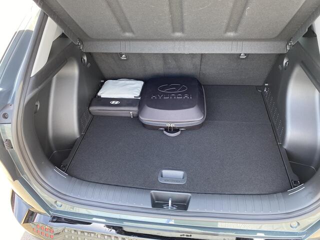 Hyundai Kona Electric Comfort Smart 65.4 kWh Stuurverwarming, stoelverwarming, navigatie, Head-up display, Elektr. achterklep, Apple CarPlay/Android Auto