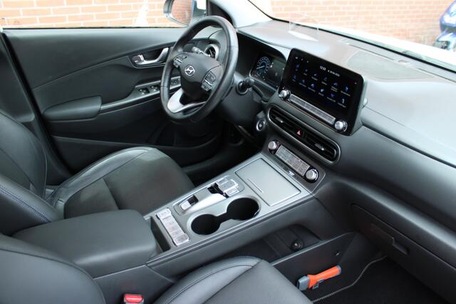 Hyundai Kona EV Premium 64 kWh | Org NL | Led | Elek Stoelen | SOH 100%
