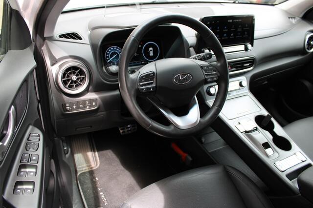 Hyundai Kona EV Premium 64 kWh | Org NL | Led | Elek Stoelen | SOH 100%