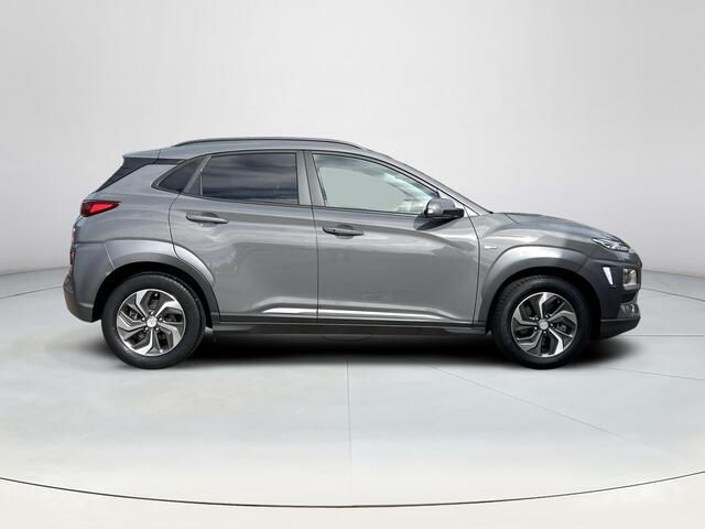Hyundai Kona 1.6 GDI HEV Fashion | Cruisecontrol | Navigatiesysteem | Achterruitrijcamera | Lichtmetalenvelgen | Parkeersensoren achter| Climate control |