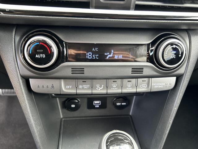 Hyundai Kona 1.6 GDI HEV Fashion | Cruisecontrol | Navigatiesysteem | Achterruitrijcamera | Lichtmetalenvelgen | Parkeersensoren achter| Climate control |