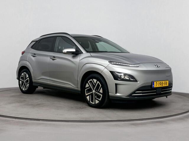 Hyundai Kona EV Fashion 64 kWh | SOH 96.4% | Achteruitrij camera | Navigatie | Parkeersensoren | Head up display |