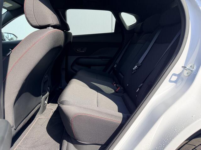 Hyundai Kona Electric N Line Business 64.8 kWh / Warmtepomp / BOSE Audio / V2L Interieur / Achteruitrijcamera / Parkeersensoren Voor + Achter / Stoel- & Stuurverwarming / Dodehoekdetectie /