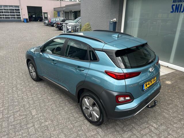 Hyundai Kona EV COMFORT 39 KWH Automaat