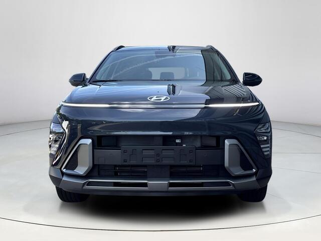 Hyundai Kona 1.6 GDI HEV Comfort Plus | WK Deal | Uit voorraad leverbaar! | Dodehoekdetectie | Elektrische achterklep | Stoel en stuurverwarming | Achterbank verwarming | AppleCarplay en Android Auto | Keyless entry en start