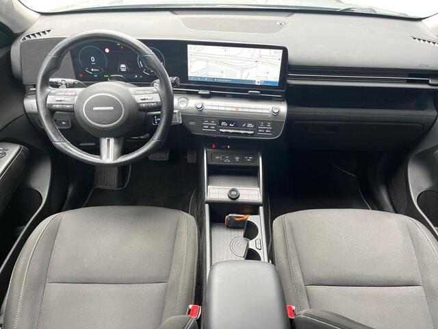 Hyundai Kona 1.6 GDI 140pk HEV Comfort Smart | ADAP. CRUISE | ELEK. ACHTERKLEP | BLINDSPOT | STOEL-/STUURVERWARMING | CAMERA |
