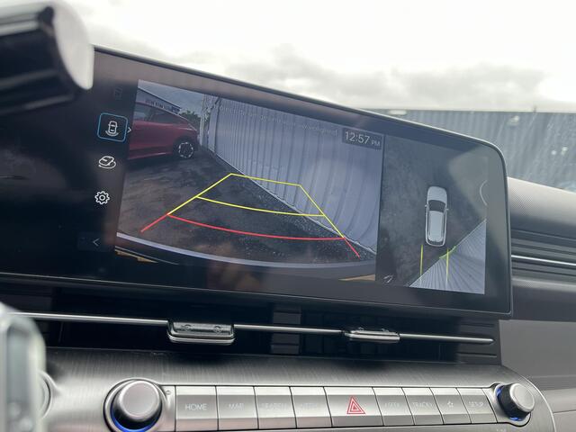 Hyundai Kona 1.6 GDI HEV Premium Sky | Schuif-kanteldak | Leder | 360 Graden Camera | Stoelverwarming en Stoelkoeling | Cruise Control Adaptief