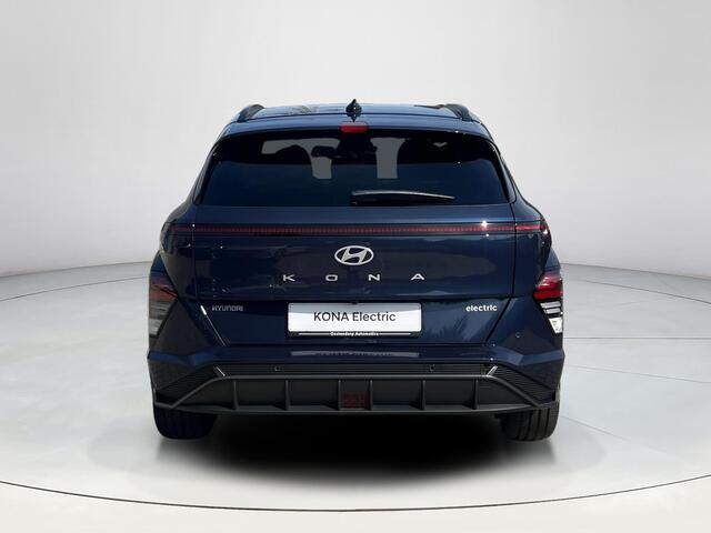 Hyundai Kona Electric N Line 64.8 kWh | Apple Carplay / Android Auto | 360 graden camera | Stoel Verwarming / Koeling | Stuur Verwarming | Schuif / Kanteldak | LED-Verlichting | Elektrische Kofferbak |