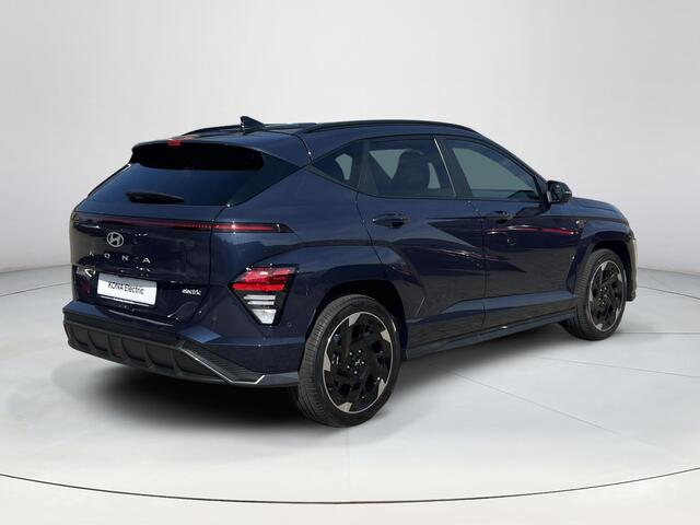 Hyundai Kona Electric N Line 64.8 kWh | Apple Carplay / Android Auto | 360 graden camera | Stoel Verwarming / Koeling | Stuur Verwarming | Schuif / Kanteldak | LED-Verlichting | Elektrische Kofferbak |