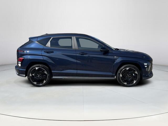 Hyundai Kona Electric N Line 64.8 kWh | Apple Carplay / Android Auto | 360 graden camera | Stoel Verwarming / Koeling | Stuur Verwarming | Schuif / Kanteldak | LED-Verlichting | Elektrische Kofferbak |