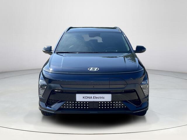 Hyundai Kona Electric N Line 64.8 kWh | Apple Carplay / Android Auto | 360 graden camera | Stoel Verwarming / Koeling | Stuur Verwarming | Schuif / Kanteldak | LED-Verlichting | Elektrische Kofferbak |