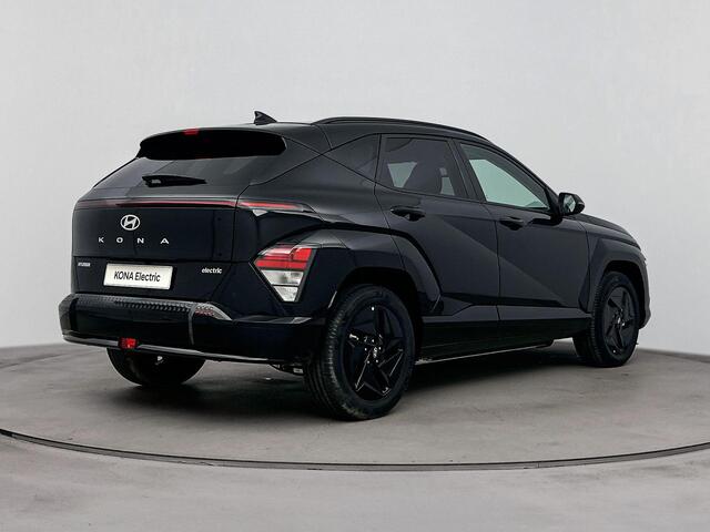 Hyundai Kona Electric Long Range Pure Edition 64.8 kWh | COMFORT PACK | STUURVERWARMING | STOELVERWARMING | 510 WLTP